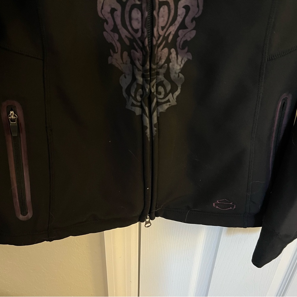 Harley-Davidson women's black softshell jacket purple-gray damask w skull motif - Picture 4 of 7